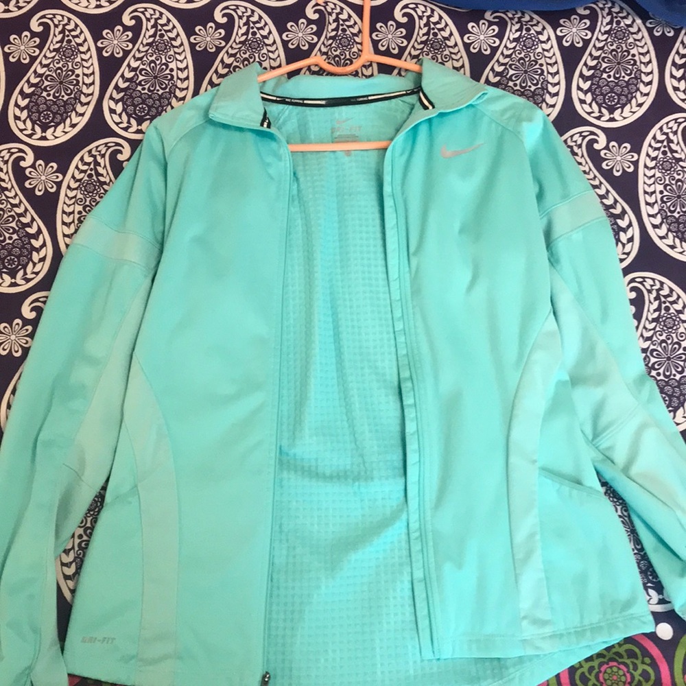 Nike dry-fit jacket